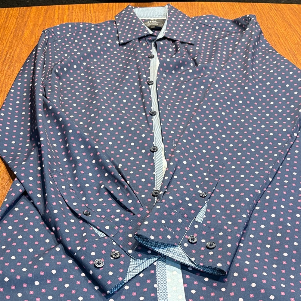 WRK Water wicking Polka Dot Button-Up Shirt - Picture 2 of 4